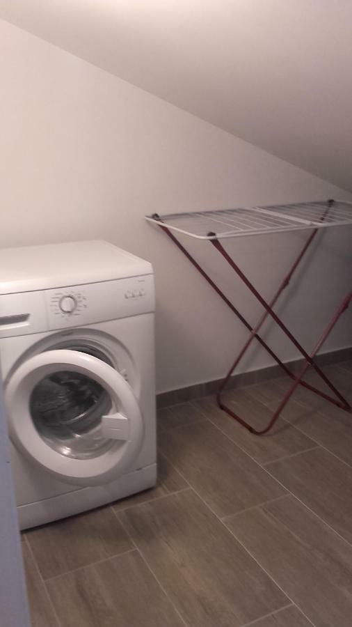 Studio Apartman Lady Leilighet Njivice Eksteriør bilde