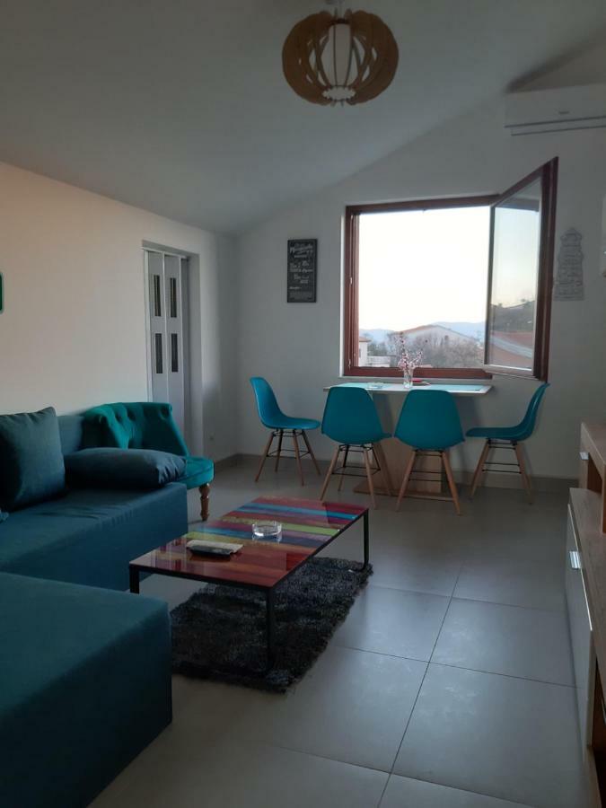 Studio Apartman Lady Leilighet Njivice Eksteriør bilde
