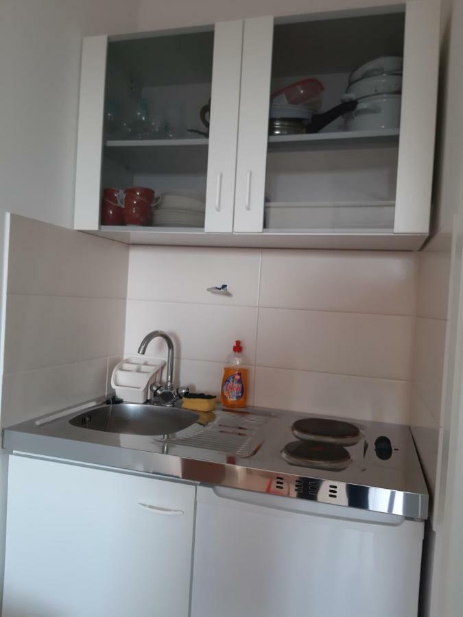Studio Apartman Lady Leilighet Njivice Eksteriør bilde